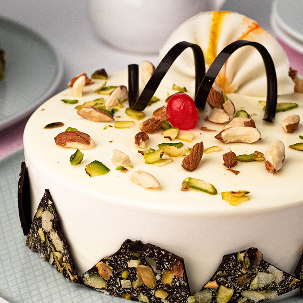 Vanilla Cake With Gulab Jamun - Buy, Send & Order Online Delivery In India  - Cake2homes