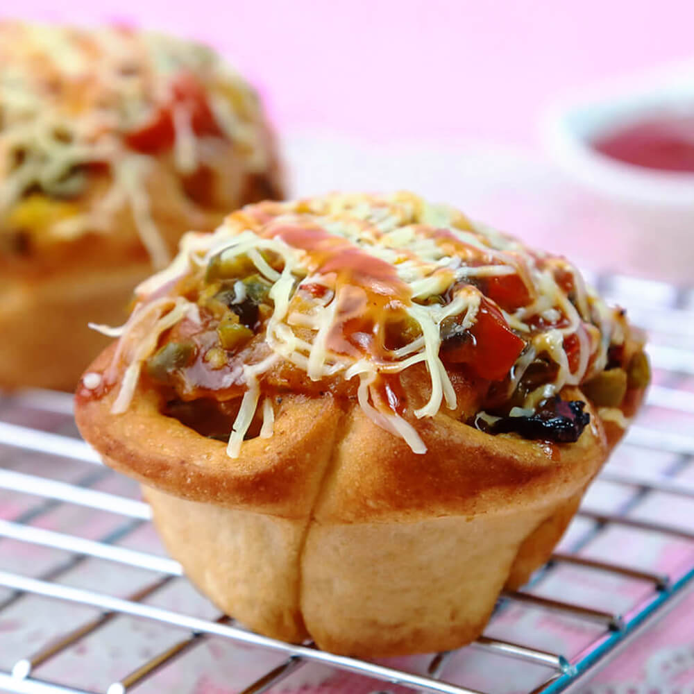 10 Pizza Cakes That Will Blow Your Mind